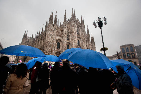 \"& december 2010, Milaan. de Duomo, dom van\"