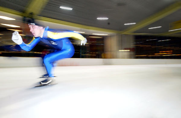 \"Robert Braam, schaatser Triavium
red nij
foto: Gerard Verschooten ? FC 
17-02-2003\"