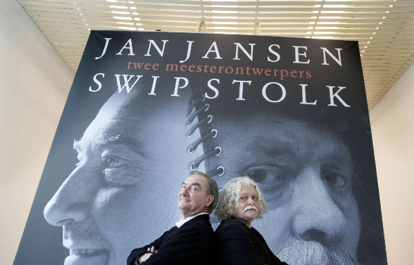 \"Nijmegen, 5-2-2009 . Valkhofmuseum, tentoonstelling van Jan Jansen, Nijmeegs schoenontwerper en Swip Stolk\"