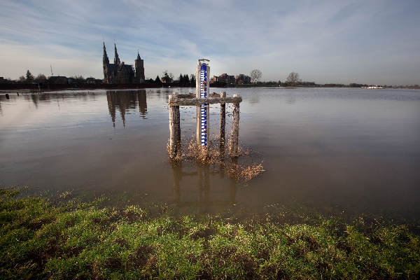 \"Middelaar, Hoger Maaswater, meetpaal\"