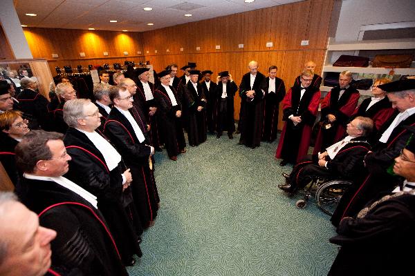 \"Nijmegen, 18-2-2011 . Oratie Radboud aula, prof.  A. van de Ven\"