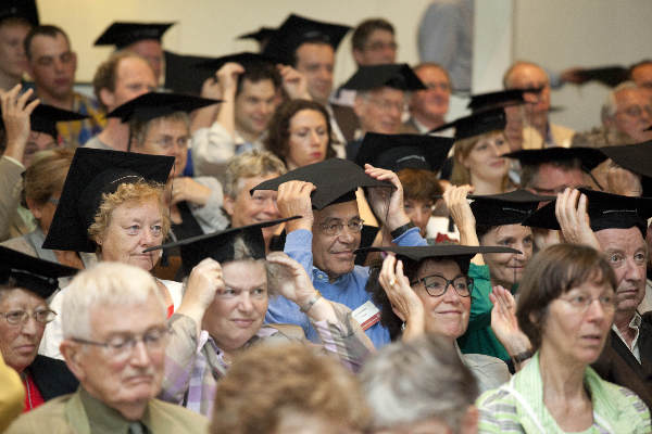 \"Nijmegen, 2-10-2011 . Alumnidag Radboud universiteit, Prof.dr. Wilhelm Huck, Dr. Sabine Hunnius, Prof.dr. Bas Bloem\"