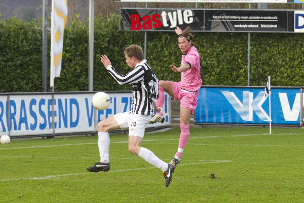 \"Groesbeek, 11-12-2011 . voetbal: Achilles\'29 - FC Hilversum\"