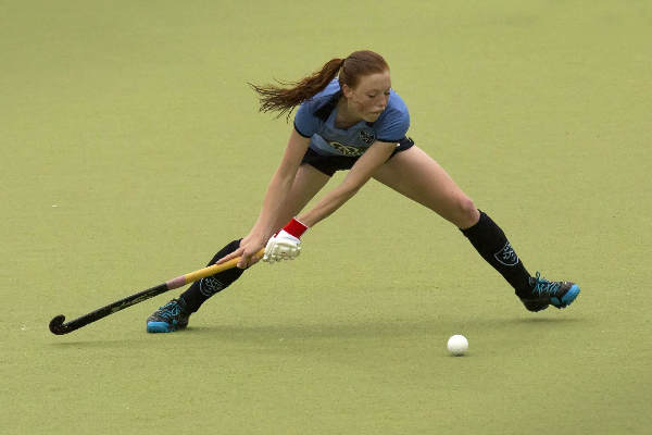 \"Nijmegen, 15-6-2012 . Hockeydames oefenen tegen Wageningen. Eerste nieuwkomer bij de hoofdklasser is Kim van Roosmalen\"