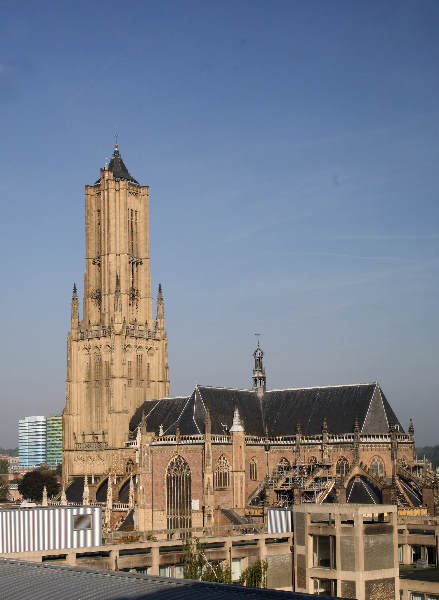 \"Eusebiuskerk vanaf Provinciehuis Arnhem\"