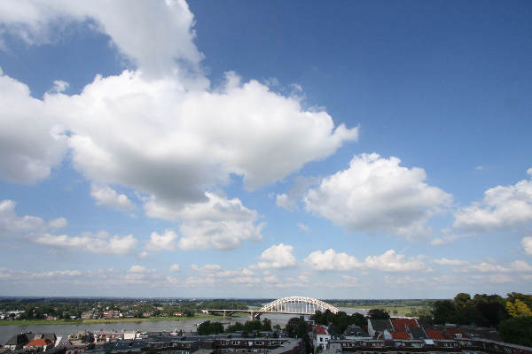 "Nijmegen vanuit torentje gemeentehuis"