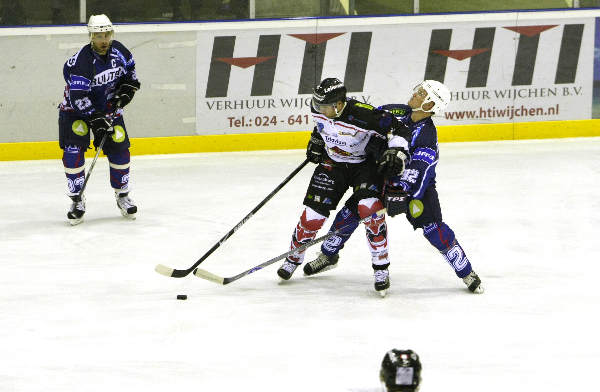 \"ijshockey: Nijmegen Devils - Eaters Geleen\"