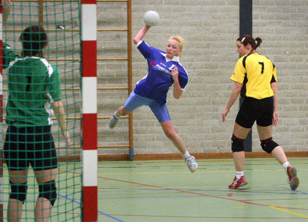 \"Handbal Huissen Zwolle\"