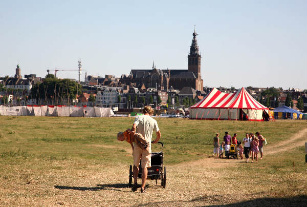 \"Vierdaagsefeesten, Valkhof, zomerfeesten\"