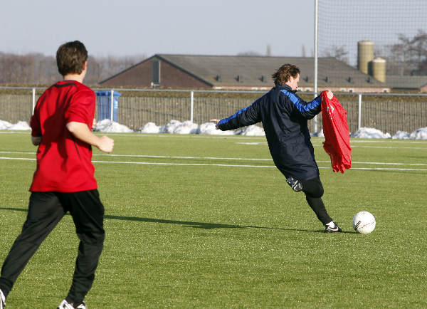 \"NEC traint op velden Achilles. Mario Been\"