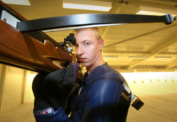 "Jeroen Willemsen is kruisboogschutter van Op de
Korrel."