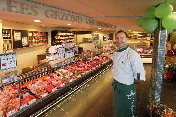 \"slager bas derksen beste biologische slager van Nederland,sllagerij de groene weg\"