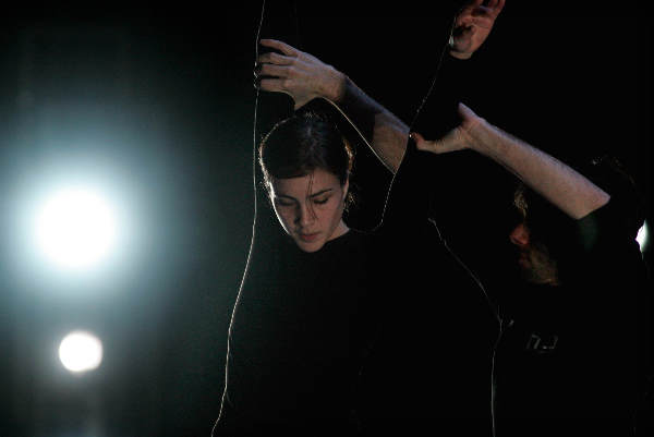 \"Galavoorstelling Introdans in de schouwburg ivm Nijmegen 20000, doorloop, enz.
foto: Gerard Verschooten ? FC\"