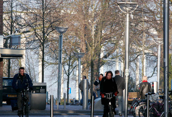 \"stadsgezichten Nijmegen met o.a. brug terrein Hessenberg
foto: Gerard Verschooten ? FC\"