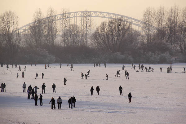 \"Oude Waal bij Nijmegen\"