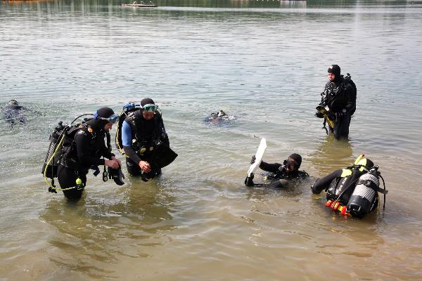 \"Duikteam Amphiprion_Plas Slijk Ewijk _\"