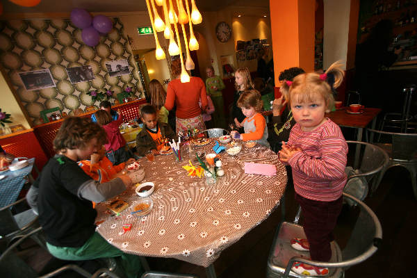 \"Kindermiddag in de Plak bij 30 jarig bestaan\"