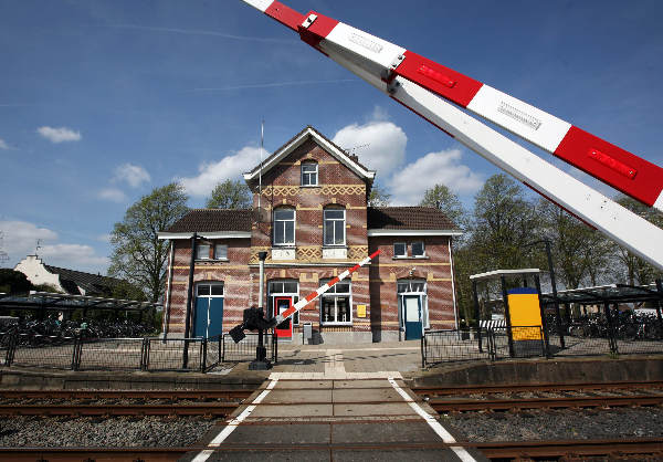 \"NS station Zetten Andelst\"