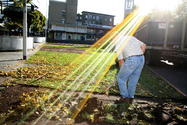 \"Plein 44, gras wordt verwijderd\"