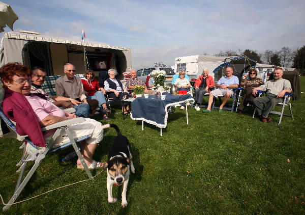 "Truida en Jan op de camping de oude molen in Groesbeek"