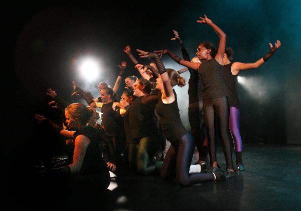 "Assepoester, dansvoorstelling in de Lindenberg."