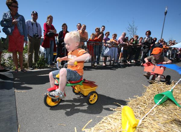 "zeepkistenrace en driewieler, Vossenpels Lent"