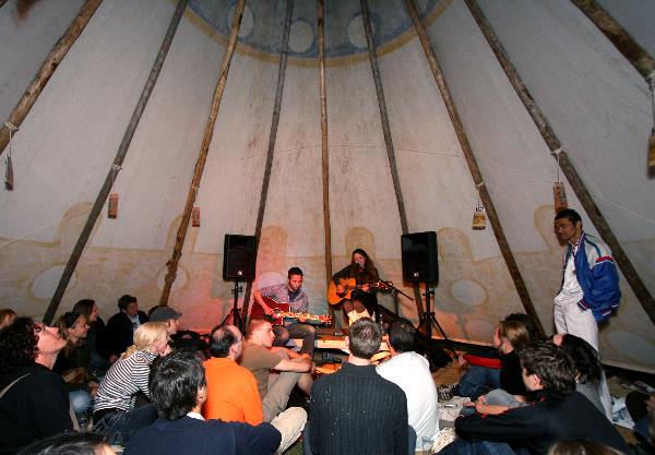 "Koninginnedag 2007 met bv. Marit, Karin, Jean, Alex, Ruben, Martine, Plak"