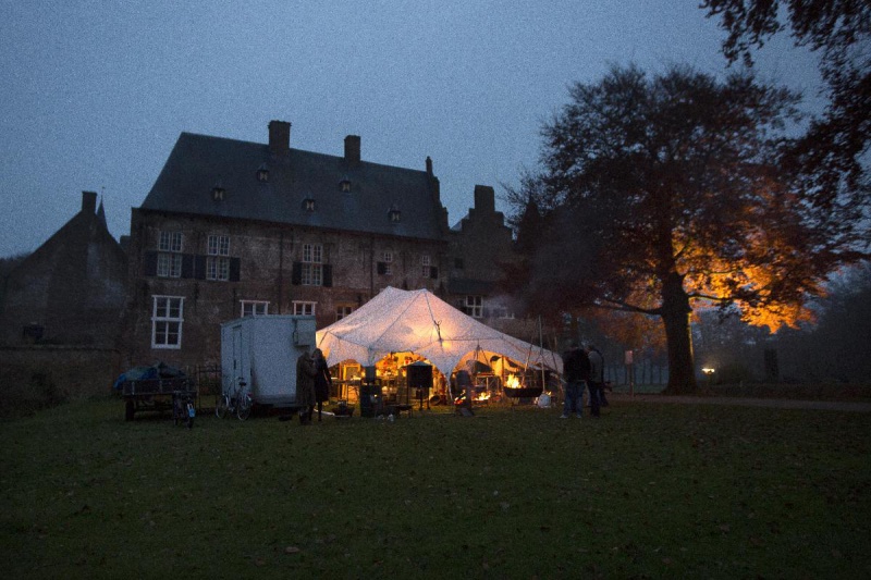 \"Hernen, 17-11-2012 .Koken op Hout met oa. Hans Kooijman bij kasteel Hernen.\"