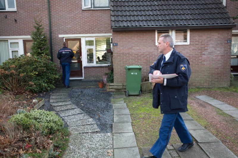 \"Politie flyert in Hegdambroek ivm. moord op bokser Kevin America. Nijmegen, 10-1-2013 . dgfoto:\"