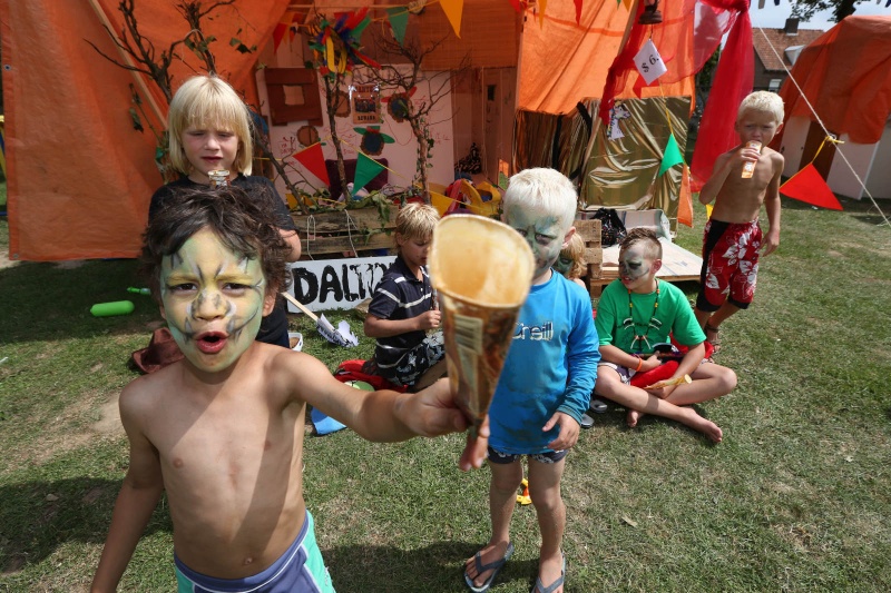 Kinderdorp in de Betuwe, Doornenburg, 6-8-2013 . dgfoto.