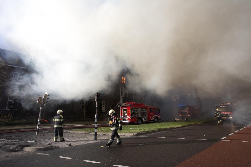 Brand voormalig klooster Groesbeekseweg-Heijendaalseweg. Nijmegen, 1-1-2014 . dgfoto.