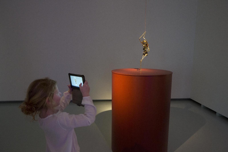 Christiaan Zwanikken in museum het Valkhof. Nijmegen, 22-1-2014 . dgfoto.