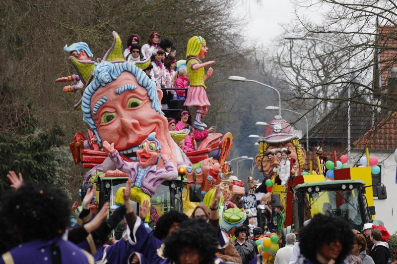 Carnavalsoptocht in Beek. Nijmegen, 3-3-2014 . dgfoto.