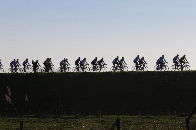 Fietstraining 't Verzetje
Wielerclub start met de eerste trainingen voor beginners en gevorderden. 
Rob van der Velden is er. Start is om 9.30 uur.
, Bemmel, 9-3-2014 . dgfoto.