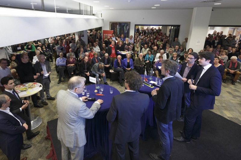 stadhuis burchtstraat, lijsttrekkersdebat gelderlander organiseert politiek debat in aanloop naargemeenteraadsverkiezingen van volgende week. Nijmegen, 13-3-2014 . dgfoto.