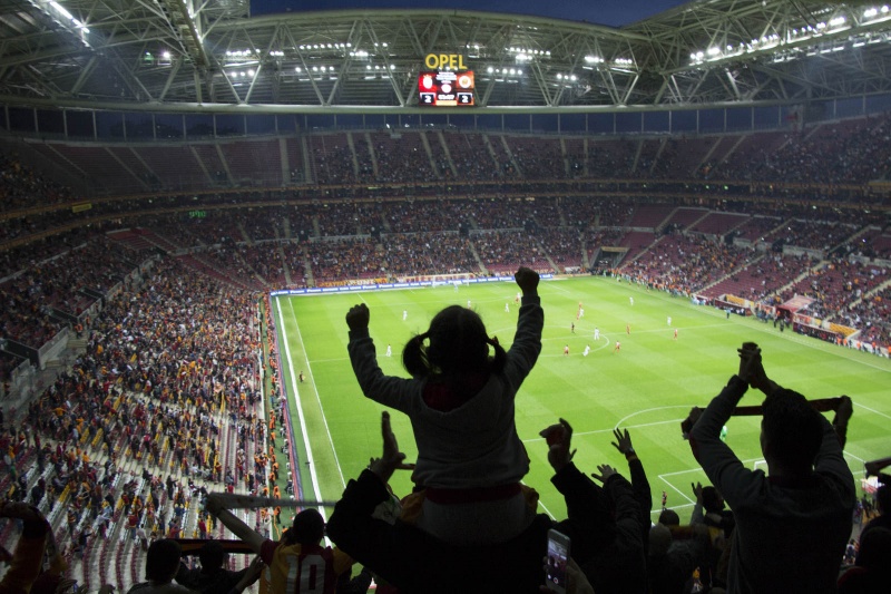 Istanboel met Wies, Wim, Stef, Mart, Tuur, Cliaire en Galatasaray. Nijmegen, 11-5-2014 . dgfoto.