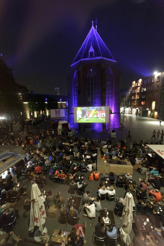 Voetbal Nederland Brazilie, bij LUX, Vierdaagsefeesten, Zomerfeesten, Vierdaagse. Nijmegen, 13-7-2014 . dgfoto.