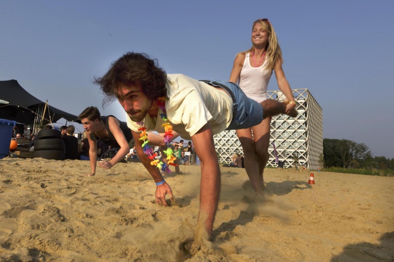 Wageningen, Mr en mrs. Beachclub op de WUR, 4-9-2014 . dgfoto.