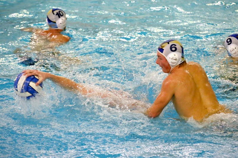 waterpolo: Aqua Novio - BZPC (mannen). Nijmegen, 16-11-2014 . dgfoto.