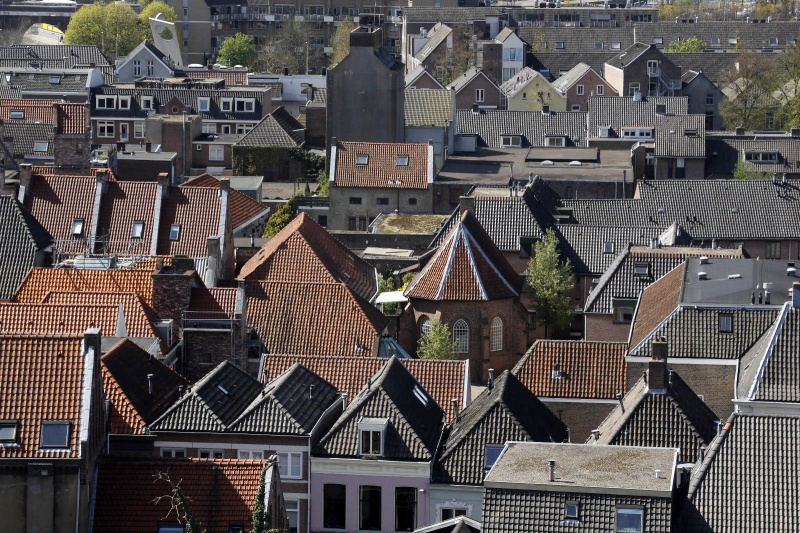 renovatie Stevenskerk uitzicht vanaf, op steigers van, leisteen, . Nijmegen, 23-4-2015 . dgfoto.