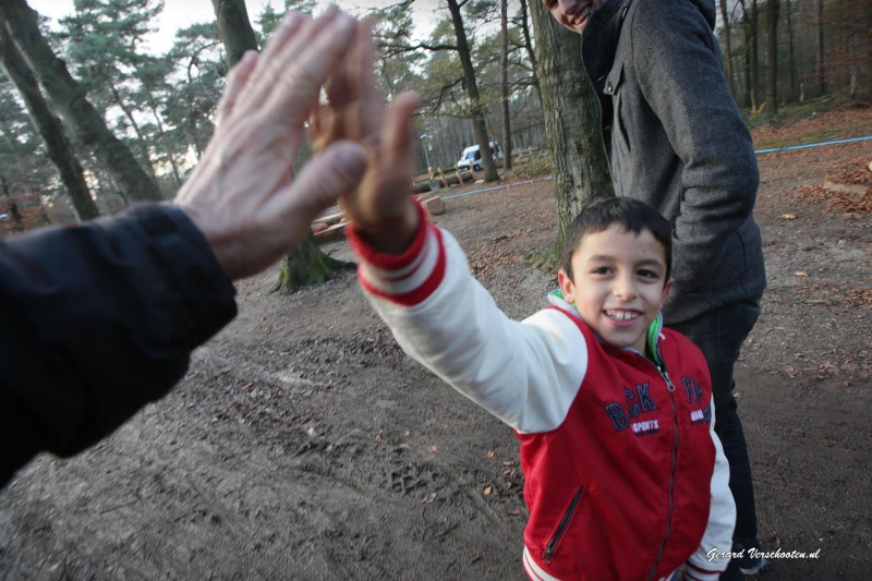 Speeltuin met glijbaan voor kinderen bij Vluchtelingenkamp Heumensoord. Nijmegen, 23-11-2015 .