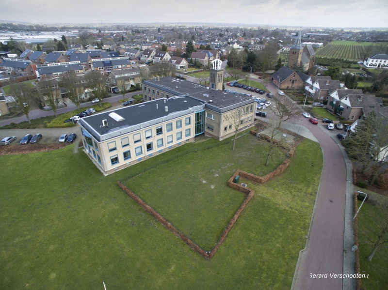 Gemeentehuis van Andels met de drone, 21-2-2017 .