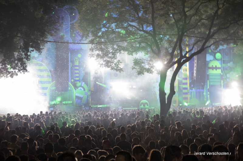 Publiek bij Matrix in the parc. Nijmegen, 20-7-2017 .