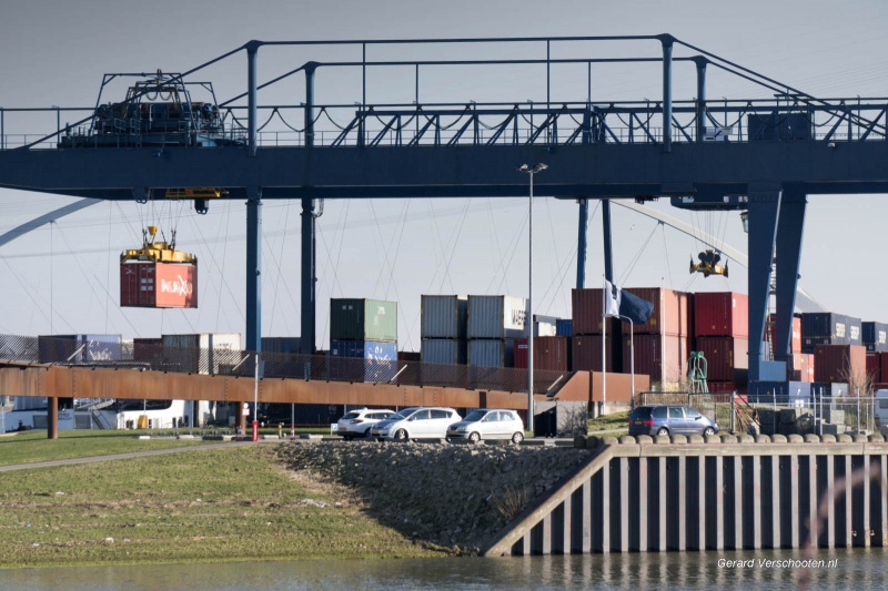 Container terminal. Nijmegen, 7-2-2018 .