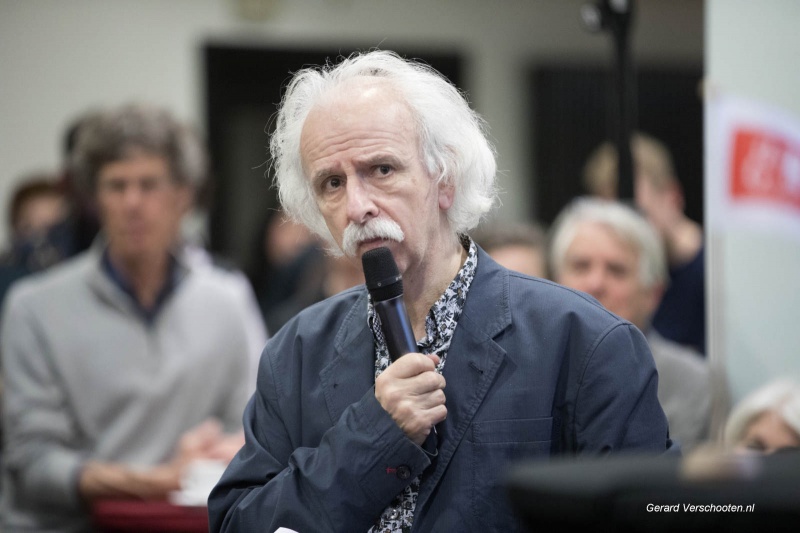 Verkiezingsdebat  in gemeentehuis. Laatste voorstelling van Rob Jaspers. Nijmegen, 25-3-2018 .