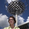 \"Nijmegen, 08-6-2012 . Andreas Hetfeld ij zijn Zonneboom bij het Technovium.\"