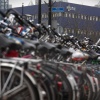 \"fietsenstalling voor het cafe in Metterswane. Daar staat een lokfiets tussen. Nijmegen, 28-2-2013 . dgfoto.\"