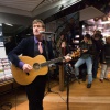 \"Huub van der Lubbe speelt in winkel Kroese. Nijmegen, 11-3-2013 . dgfoto.\"