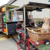 International Cargo Bike Festival, Honigcomplex meto.a. Jos Sluismans, gedeputeerde Michiel Scheffer . Nijmegen, 11-6-2017 .