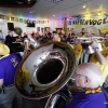 Dweilorkesten festival bij de voetbalclub Trekvogels met o.a orkest uit  Nijmegen. Nijmegen, 4-2-2018 .